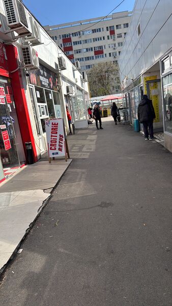 Piata Straduintei- Berceni 1 Cultural  Complex Comercial Straduintei.